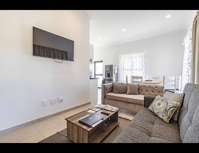 3 BEDROOM HOUSE FOR SALE IN ST HELENA VIEWS